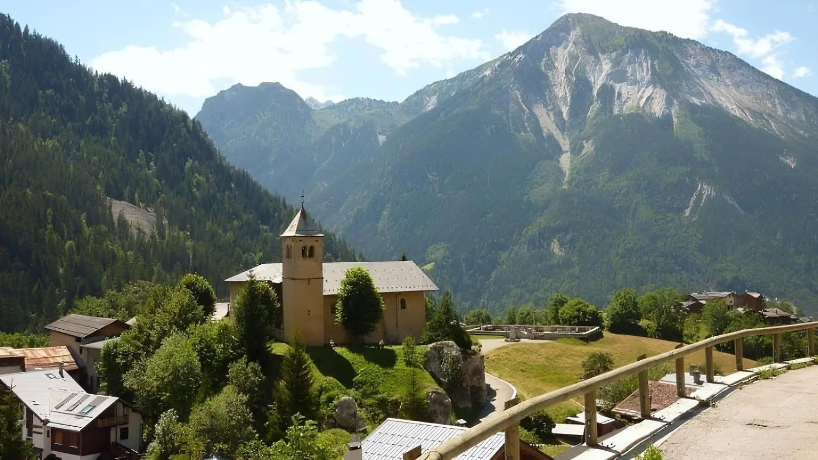 Casa-Chalet Du Merle N° 1 拉普拉涅 木屋